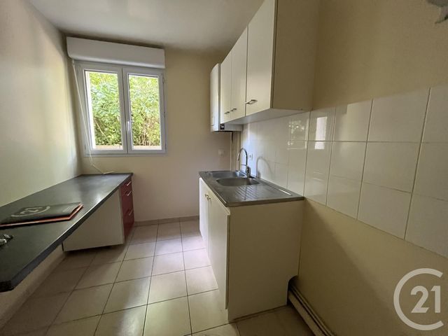 Afficher la photo en grand Appartement F2 à vendre - 2 pièces - 51,70 m2 - Chartres - 28 - CENTRE