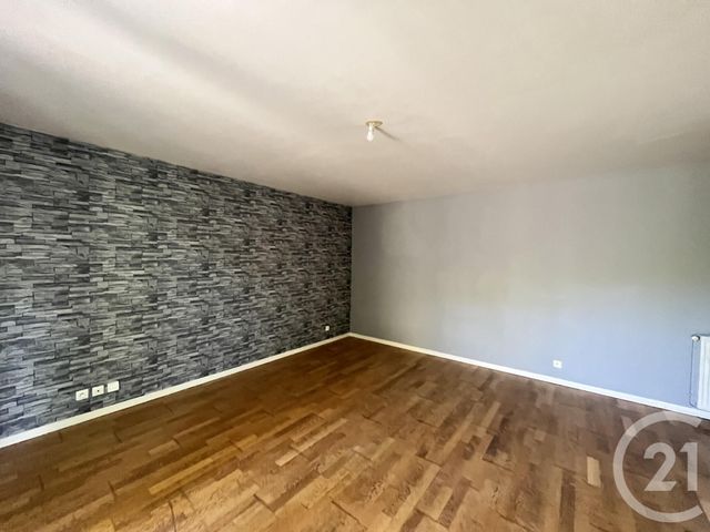 Afficher la photo en grand Appartement F2 à vendre - 2 pièces - 51,70 m2 - Chartres - 28 - CENTRE