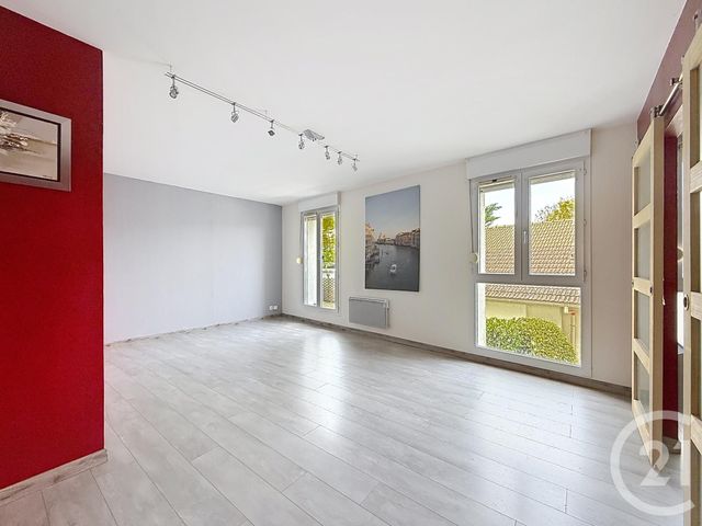 Afficher la photo en grand Appartement F5 à vendre - 5 pièces - 97 m2 - Chartres - 28 - CENTRE