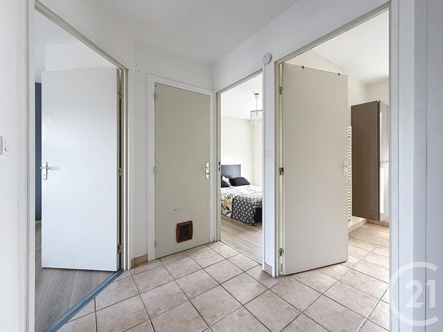 Afficher la photo en grand Appartement F5 à vendre - 5 pièces - 97 m2 - Chartres - 28 - CENTRE