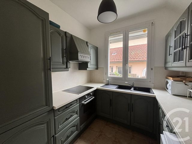 Maison &agrave; louer - 2 pi&egrave;ces - 62 m2 - Chartres - 28 - CENTRE