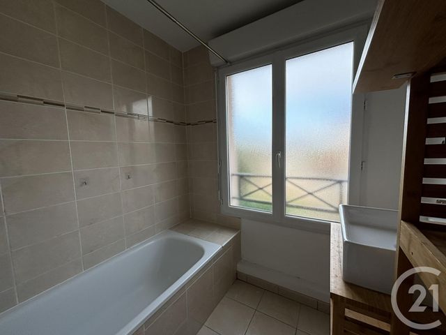 Afficher la photo en grand Maison à louer - 5 pièces - 98,94 m2 - Chartres - 28 - CENTRE