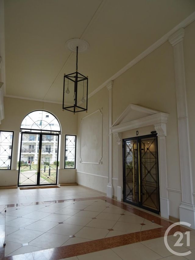 Appartement F2 à louer - 2 pièces - 34,20 m2 - Chartres - 28 - CENTRE