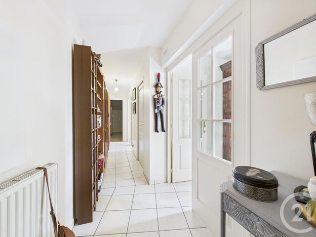 Appartement F4 &agrave; louer - 4 pi&egrave;ces - 112 m2 - Chartres - 28 - CENTRE