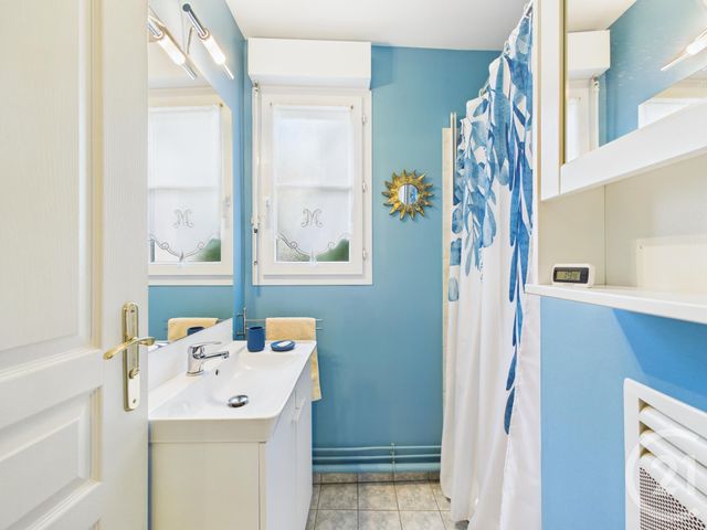 Appartement F4 &agrave; louer - 4 pi&egrave;ces - 112 m2 - Chartres - 28 - CENTRE