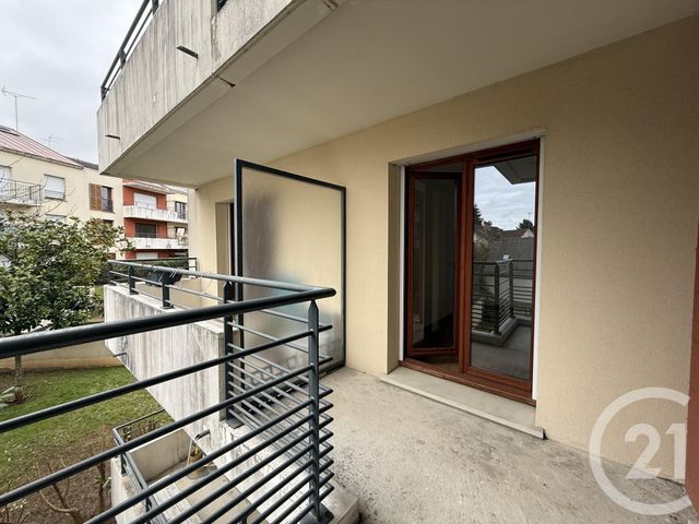 Appartement F3 &agrave; louer - 3 pi&egrave;ces - 61,50 m2 - Chartres - 28 - CENTRE