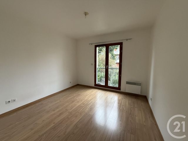 Appartement F3 &agrave; louer - 3 pi&egrave;ces - 61,50 m2 - Chartres - 28 - CENTRE
