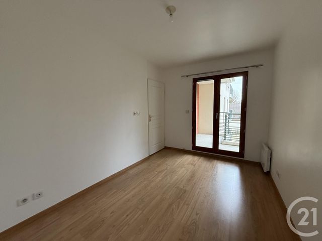 Appartement F3 &agrave; louer - 3 pi&egrave;ces - 61,50 m2 - Chartres - 28 - CENTRE
