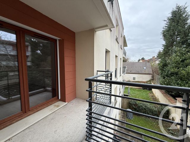 Appartement F3 &agrave; louer - 3 pi&egrave;ces - 61,50 m2 - Chartres - 28 - CENTRE