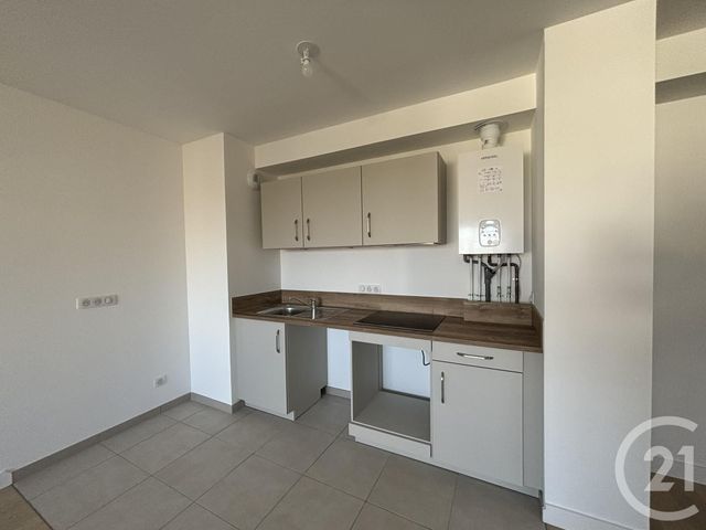 Appartement T3 à louer - 3 pièces - 60,35 m2 - Chartres - 28 - CENTRE