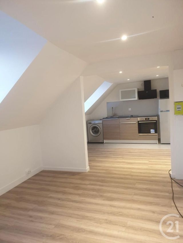 Afficher la photo en grand Immeuble à vendre - 120,87 m2 - Chartres - 28 - CENTRE