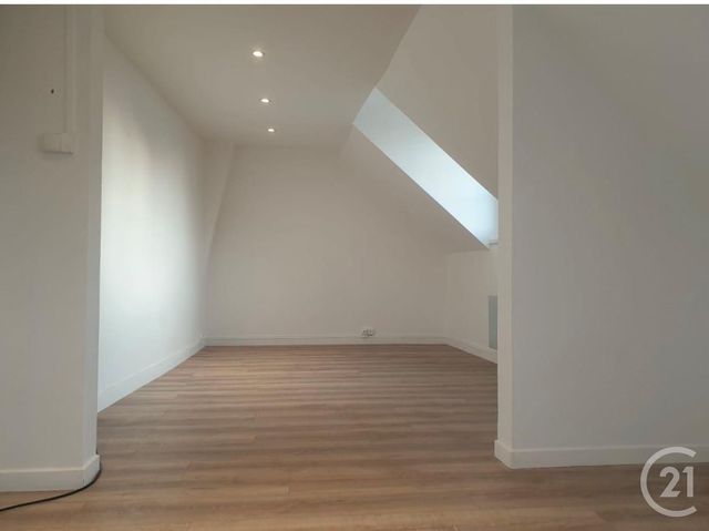 Afficher la photo en grand Immeuble à vendre - 120,87 m2 - Chartres - 28 - CENTRE