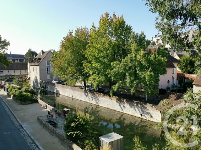 Appartement F3 à louer - 3 pièces - 81,03 m2 - Chartres - 28 - CENTRE