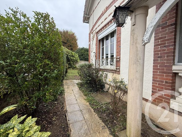 Maison à louer - 5 pièces - 112,04 m2 - St Prest - 28 - CENTRE