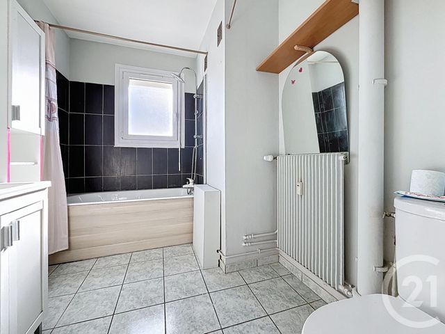 Appartement F1 à vendre - 1 pièce - 29,54 m2 - Chartres - 28 - CENTRE