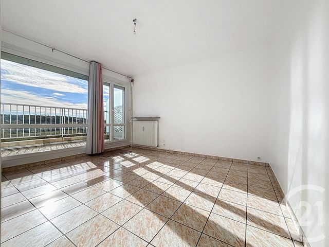 Appartement F1 à vendre - 1 pièce - 29,54 m2 - Chartres - 28 - CENTRE