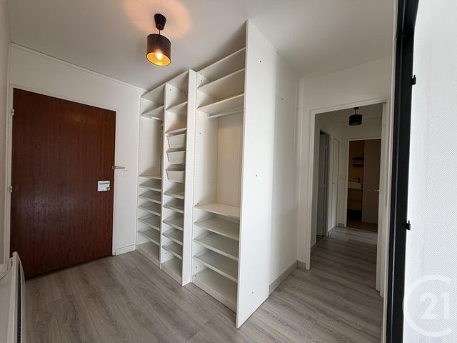 Appartement &agrave; louer - 2 pi&egrave;ces - 57,41 m2 - Chartres - 28 - CENTRE