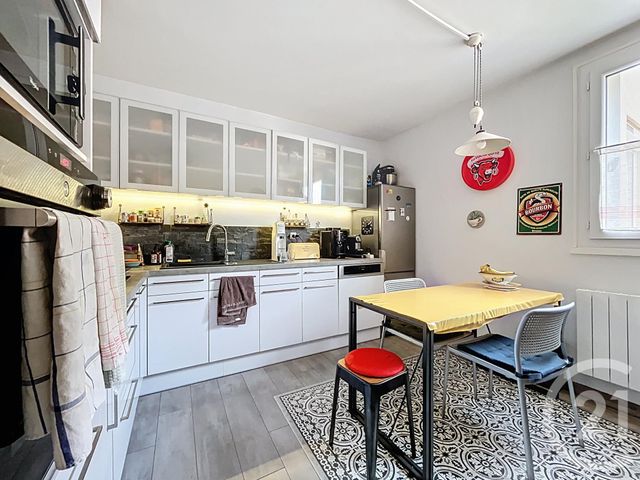 Appartement F4 à vendre - 4 pièces - 87,52 m2 - Chartres - 28 - CENTRE