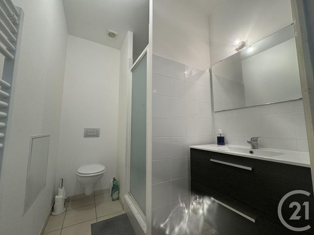 Appartement F2 &agrave; louer - 2 pi&egrave;ces - 37,72 m2 - Chartres - 28 - CENTRE