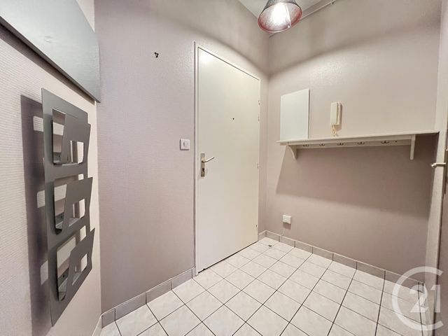 Appartement Studio à louer - 1 pièce - 22,06 m2 - Chartres - 28 - CENTRE