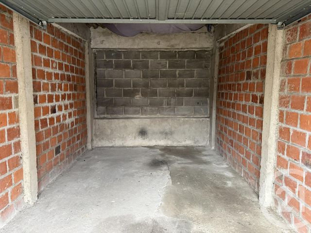 Parking &agrave; louer - 13 m2 - Chartres - 28 - CENTRE