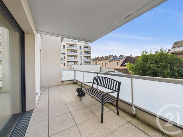 Appartement F3 à vendre - 3 pièces - 64,10 m2 - Chartres - 28 - CENTRE