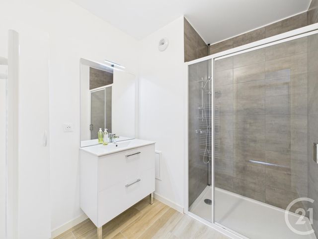 Appartement F3 à vendre - 3 pièces - 64,10 m2 - Chartres - 28 - CENTRE