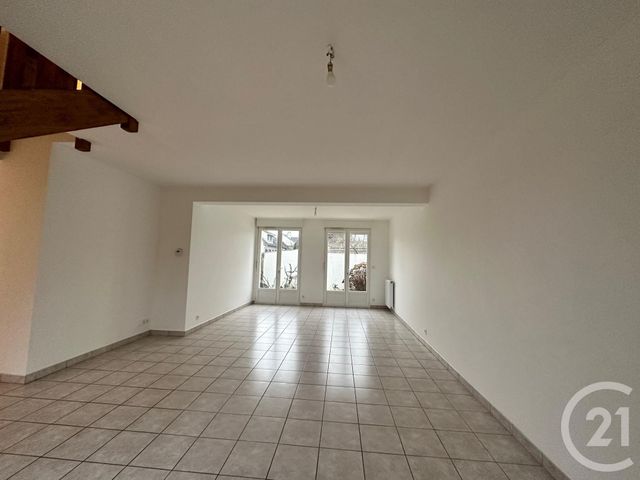 Maison &agrave; louer - 4 pi&egrave;ces - 108,33 m2 - Chartres - 28 - CENTRE