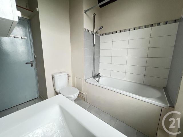 Appartement T2 à louer - 2 pièces - 46,46 m2 - Chartres - 28 - CENTRE