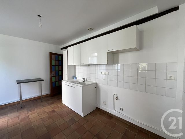 Appartement F2 &agrave; louer - 2 pi&egrave;ces - 56,86 m2 - Chartres - 28 - CENTRE