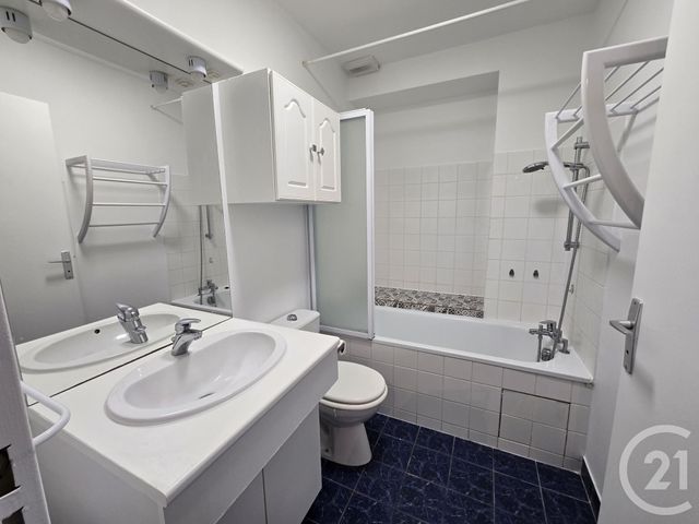 Appartement T2 &agrave; louer - 2 pi&egrave;ces - 44,62 m2 - Chartres - 28 - CENTRE