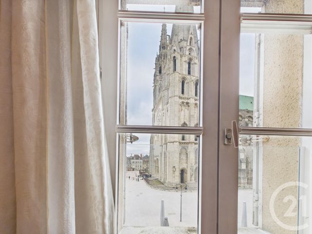 Appartement F5 à vendre - 5 pièces - 126,98 m2 - Chartres - 28 - CENTRE