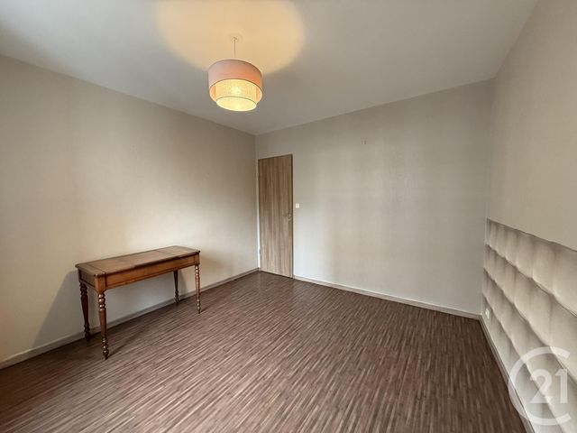 Appartement F4 à louer - 4 pièces - 83,30 m2 - Chartres - 28 - CENTRE