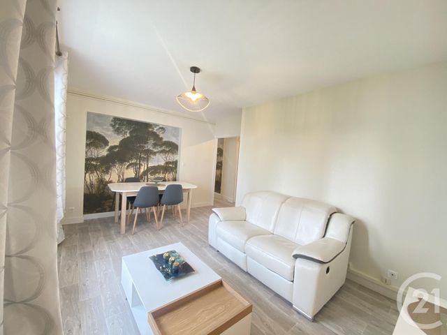 Appartement F2 &agrave; louer - 2 pi&egrave;ces - 49,50 m2 - Chartres - 28 - CENTRE