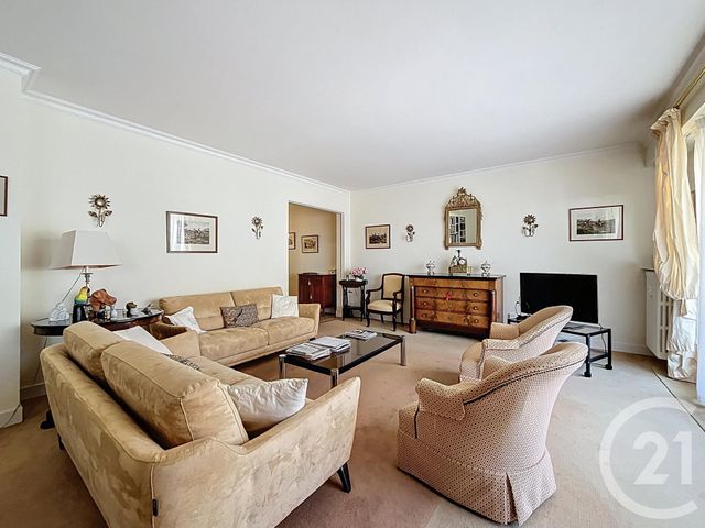 Appartement F4 &agrave; louer - 5 pi&egrave;ces - 121,89 m2 - Chartres - 28 - CENTRE