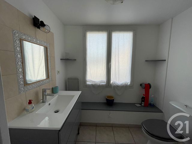 Maison &agrave; louer - 3 pi&egrave;ces - 84,75 m2 - Chartres - 28 - CENTRE