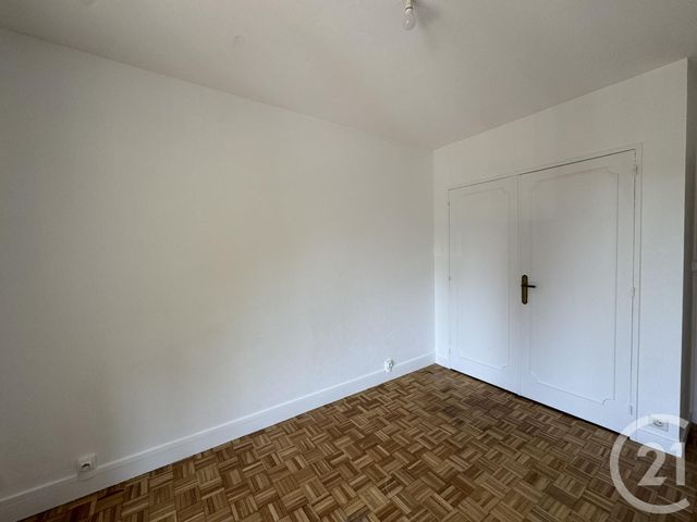 Appartement F3 &agrave; louer - 3 pi&egrave;ces - 61,48 m2 - Chartres - 28 - CENTRE