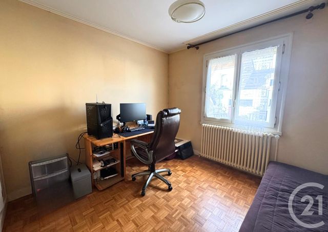 Maison &agrave; louer - 5 pi&egrave;ces - 114 m2 - Luisant - 28 - CENTRE