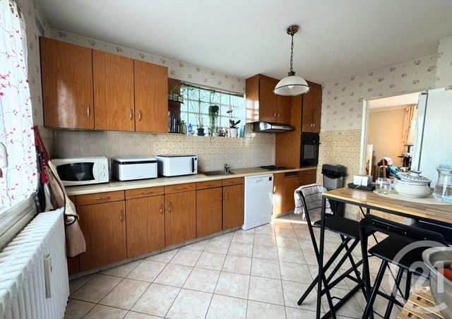 Maison &agrave; louer - 5 pi&egrave;ces - 114 m2 - Luisant - 28 - CENTRE