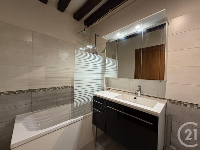 Appartement T2 &agrave; louer - 2 pi&egrave;ces - 43,60 m2 - Chartres - 28 - CENTRE