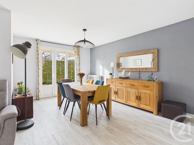 Maison &agrave; vendre - 4 pi&egrave;ces - 122 m2 - Barjouville - 28 - CENTRE