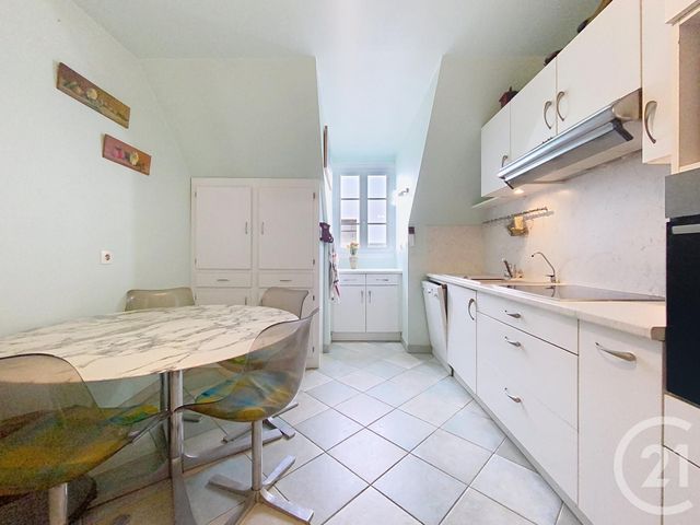 Appartement &agrave; vendre - 6 pi&egrave;ces - 141,84 m2 - Chartres - 28 - CENTRE