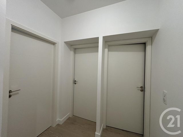 Appartement F3 &agrave; louer - 3 pi&egrave;ces - 67,75 m2 - Chartres - 28 - CENTRE