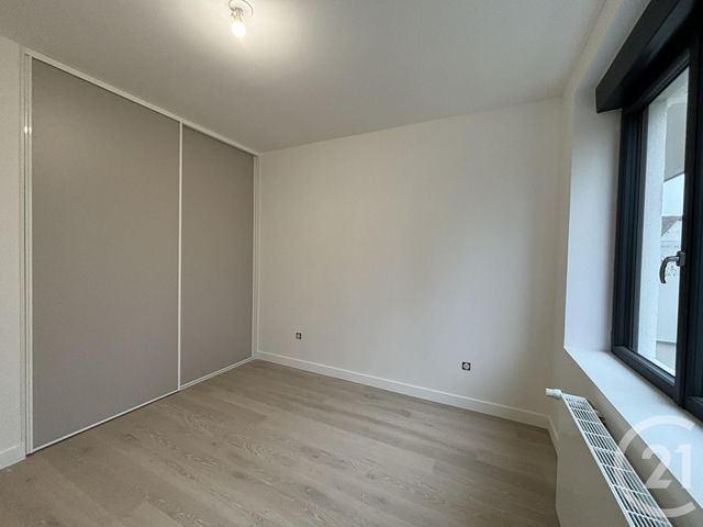 Appartement F3 &agrave; louer - 3 pi&egrave;ces - 67,75 m2 - Chartres - 28 - CENTRE