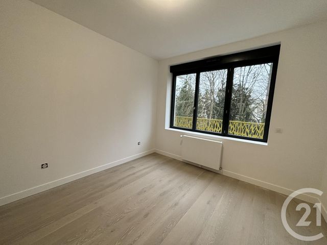 Appartement F3 &agrave; louer - 3 pi&egrave;ces - 67,75 m2 - Chartres - 28 - CENTRE