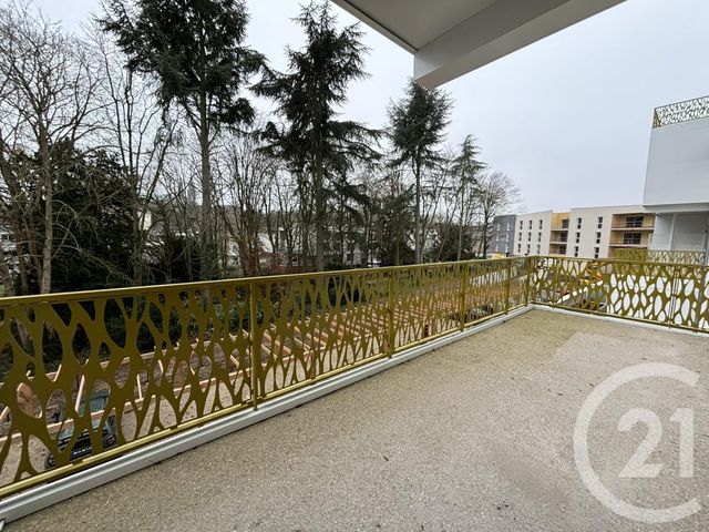 Appartement F3 &agrave; louer - 3 pi&egrave;ces - 67,75 m2 - Chartres - 28 - CENTRE