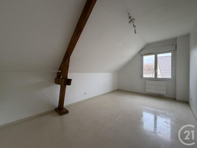 Maison &agrave; louer - 5 pi&egrave;ces - 118 m2 - Poisvilliers - 28 - CENTRE