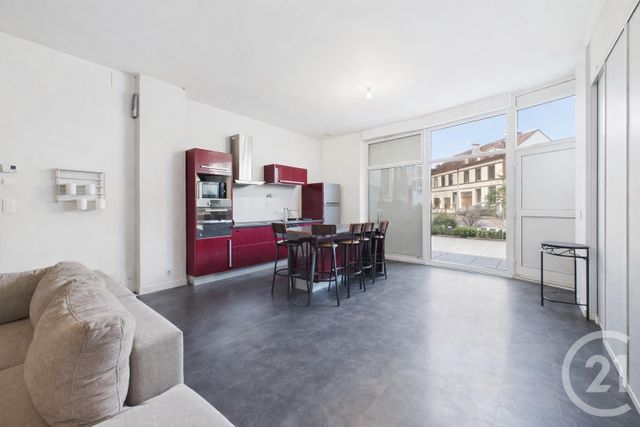 Appartement Loft &agrave; vendre - 4 pi&egrave;ces - 150 m2 - Mainvilliers - 28 - CENTRE