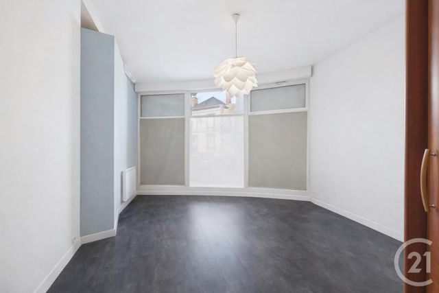 Appartement Loft &agrave; vendre - 4 pi&egrave;ces - 150 m2 - Mainvilliers - 28 - CENTRE