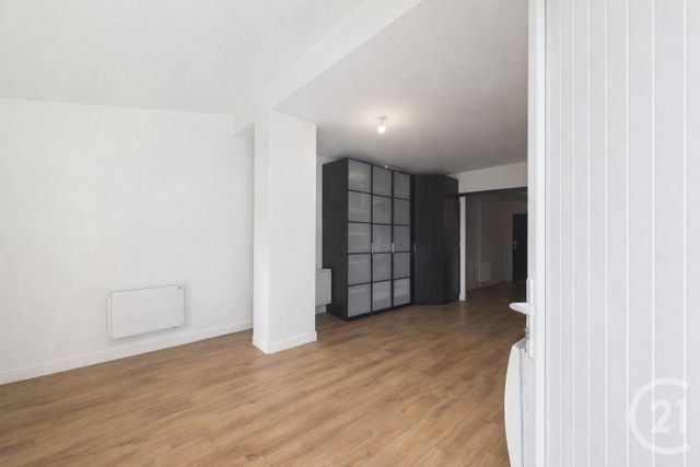 Appartement Loft &agrave; vendre - 4 pi&egrave;ces - 150 m2 - Mainvilliers - 28 - CENTRE